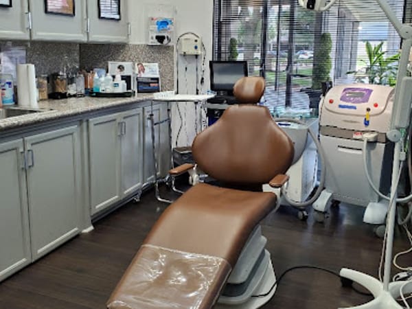 Elite DOC Health and Beauty: Naz Keshwani, M.D.