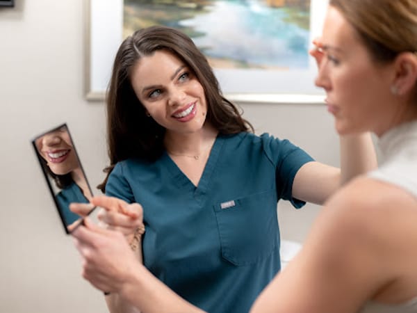 Dr. Christina Canzoneri - Plastic & Reconstructive Surgeon