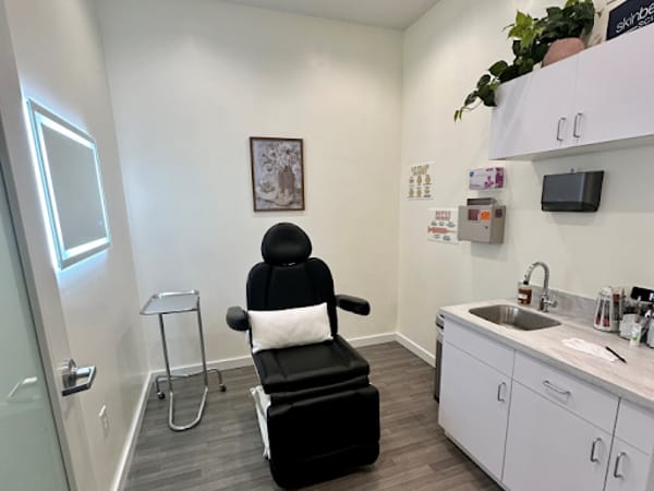 Me Wellness & Med Spa