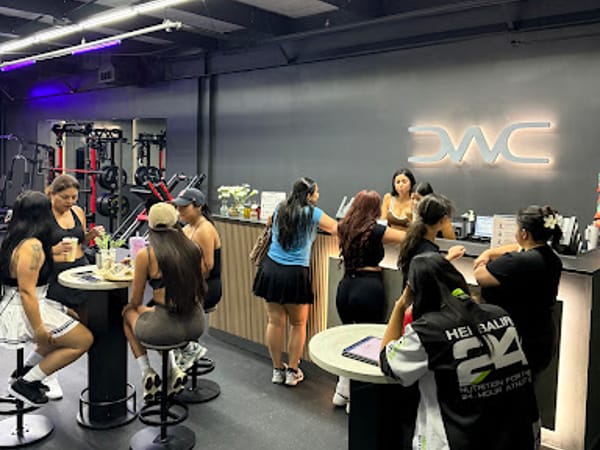DWC - Dallas Wellness Club