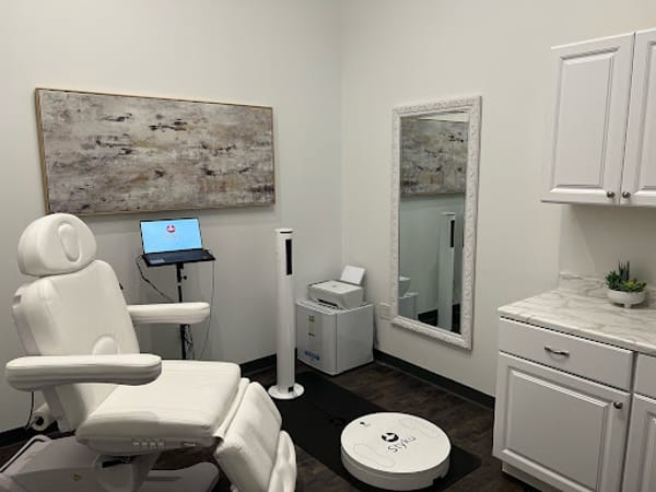 Dr. Kelsey Knight MD Weight Loss