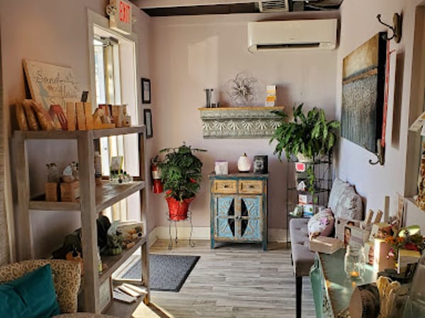 LaCura Salt Spa