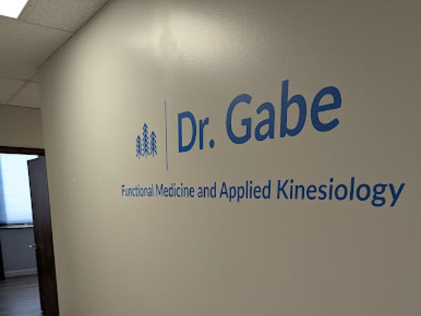 Dr. Gabe Ariciu, DC - Functional Medicine and Applied Kinesiology