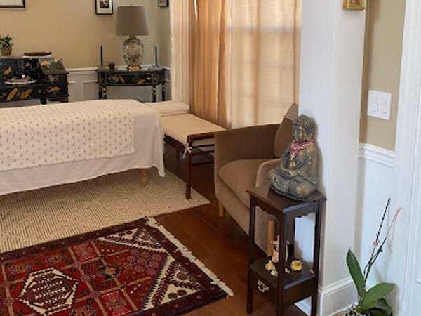 Universal Holistic Healing CLT