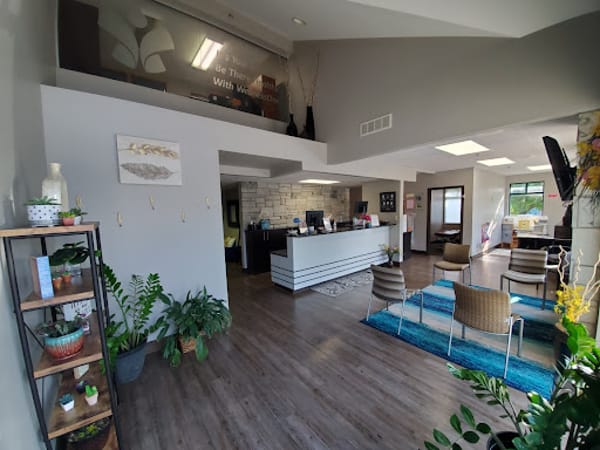 WellnessOne Knee & Spine Center