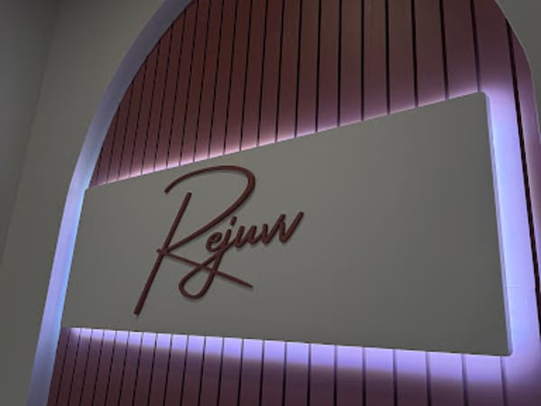 Rejuvv Luxury Spa - Overland Park