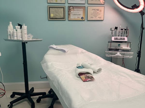 Absolute Beauty Center