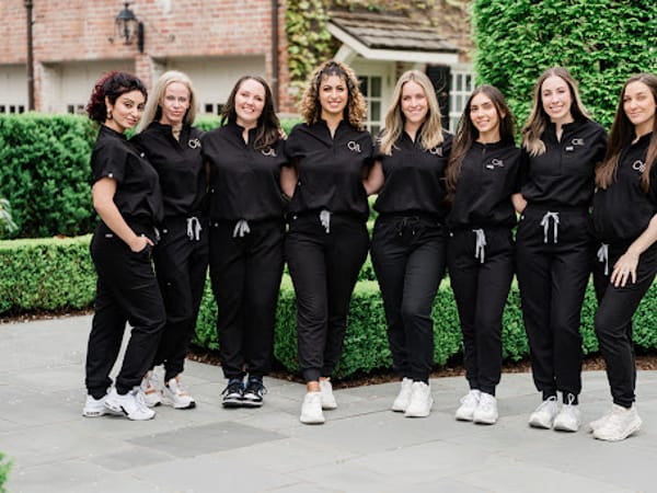 Oli at Home | The modern standard in medical aesthetics