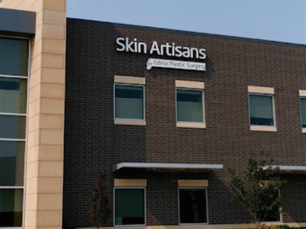 Skin Artisans - Woodbury