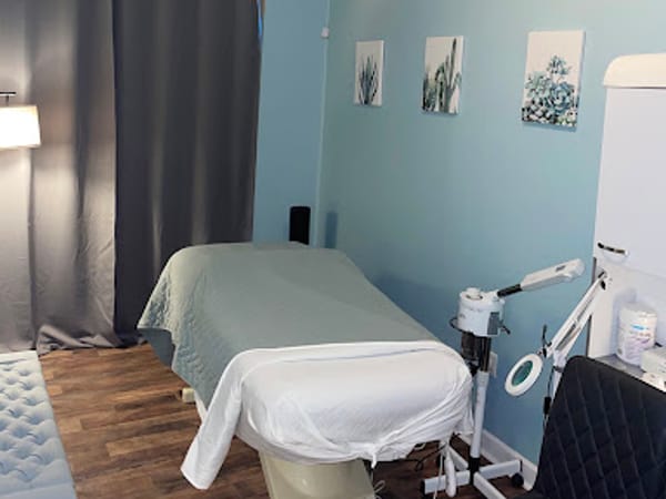 Double Radiance Spa, LLC