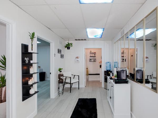 Evelyn Aesthetics Beauty Lounge