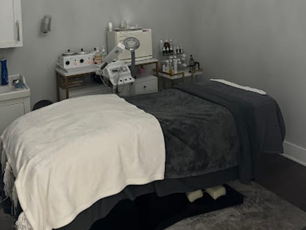 Love Face Body Spa