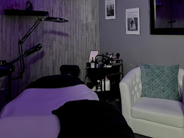 Emilys Esthetics LLC