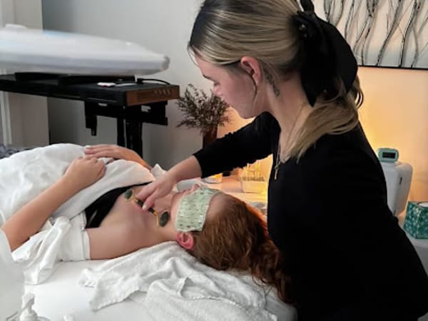 Skin Therapy by Renne