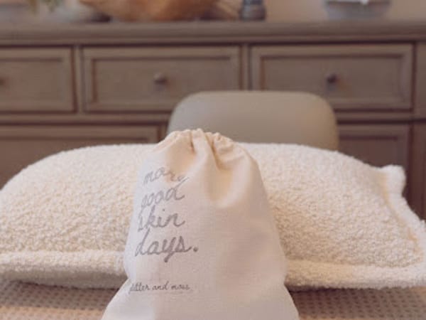 Glitter and Moss Skin + Wellness
