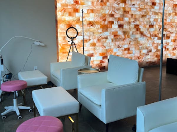 Nicki Lamaj Wellness