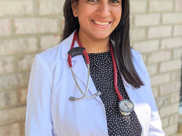 Dr. Preety Shah (Holistic Doctor, Naturopathic Doctor, Integrative Medicine)