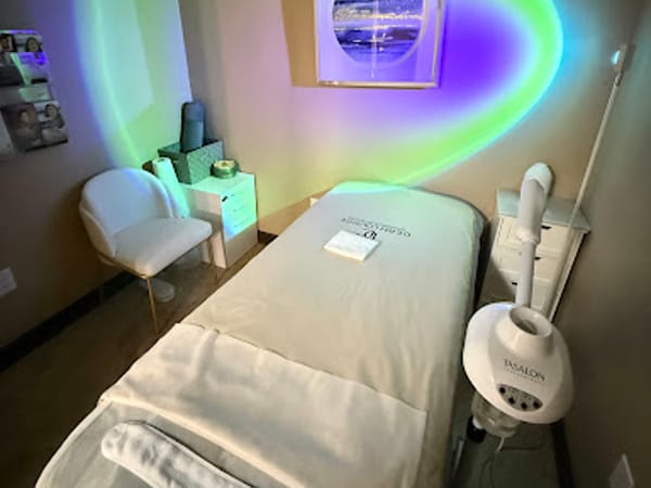 Suncare Medspa-尔湾最好的医美中心 Botox 注射美容 溶脂注射 水光针 皮秒激光 热玛吉 超声刀提升 光子嫩肤 玻尿酸填充 抗衰老 洛杉矶FDA认证医疗美容 Irvine CA 橙县顶级医学美容诊所 推荐