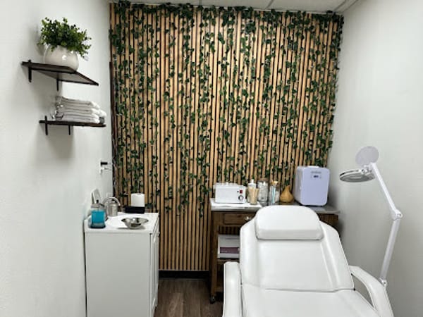 Phluid Medical Esthetics - BOTOX and FILLER