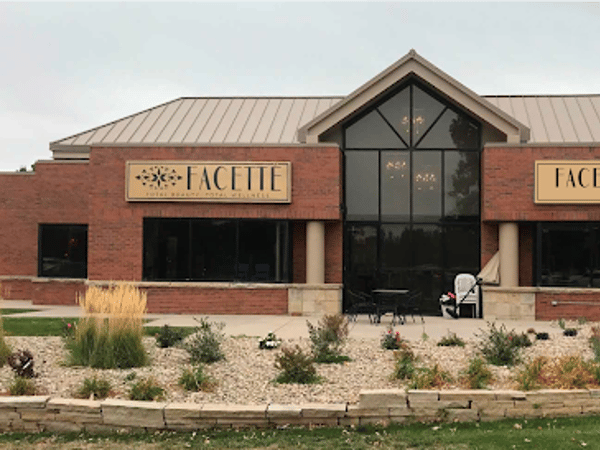 Facetté Medical Spa