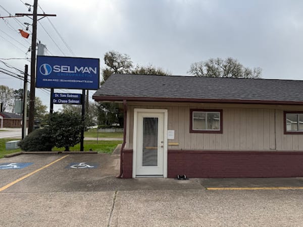Selman Chiropractic Center