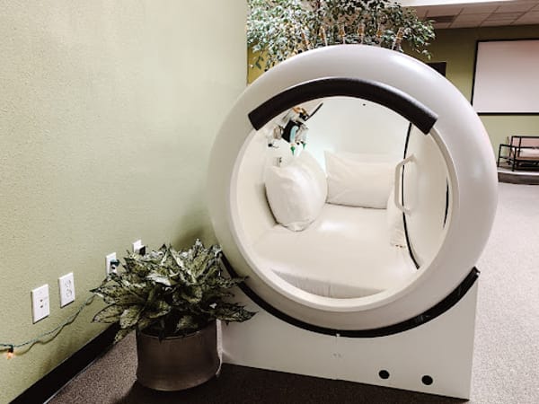 In Light Hyperbarics LLC.