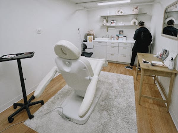 The Luxe Clinic Wellness & Aesthetics