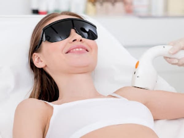 Skins Laser & Spa: Láser Diodo y Limpieza Facial Profesional