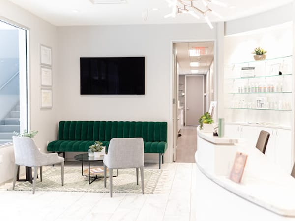 Integrated Aesthetics - The Woodlands