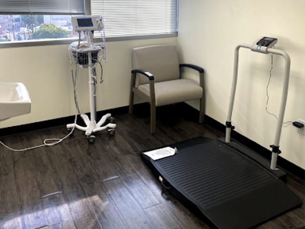 Advance Bariatric Center: Joseph Naim, MD, FACS