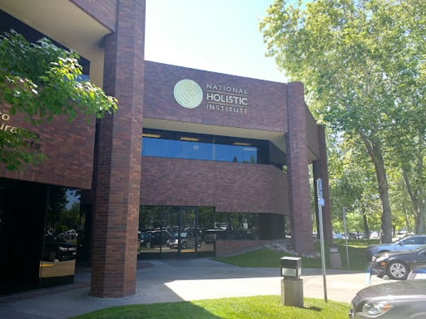 National Holistic Institute - Sacramento Massage School