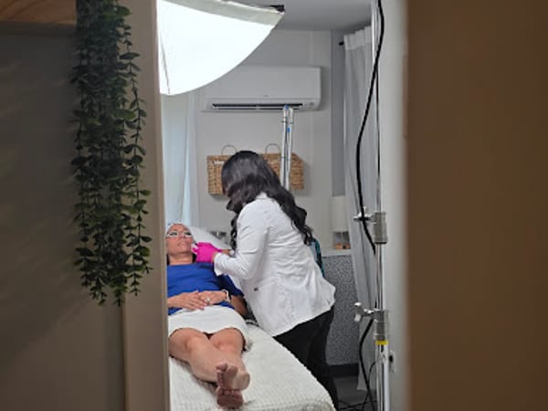Glow Aesthetics & Wellness