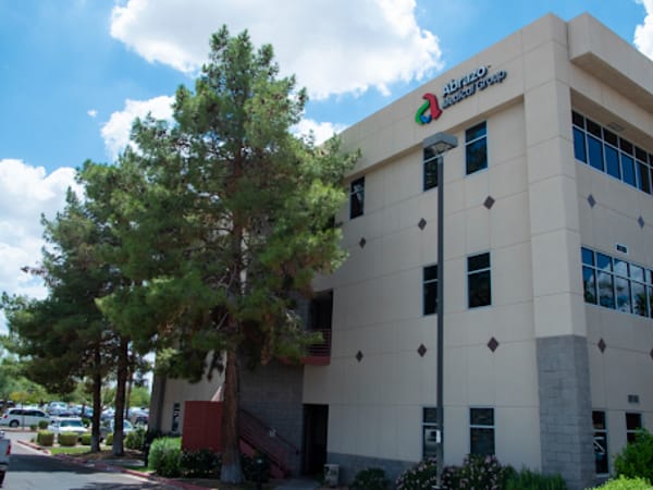 Abrazo Medical and Surgical Weight Loss at Arrowhead Campus
