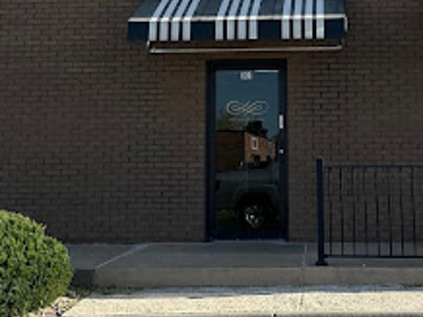 Love Clinic & Med Spa