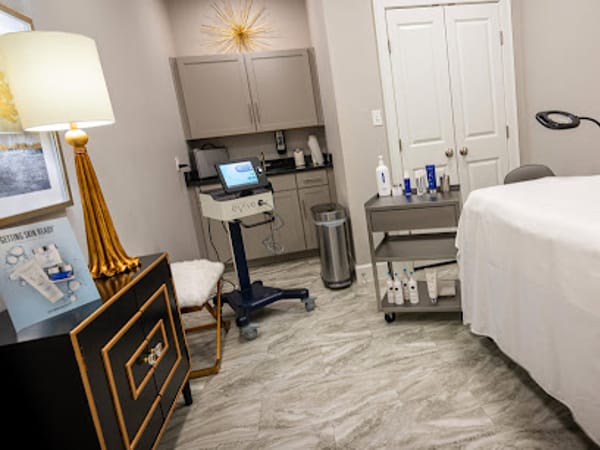 Luminessence Medi-Spa