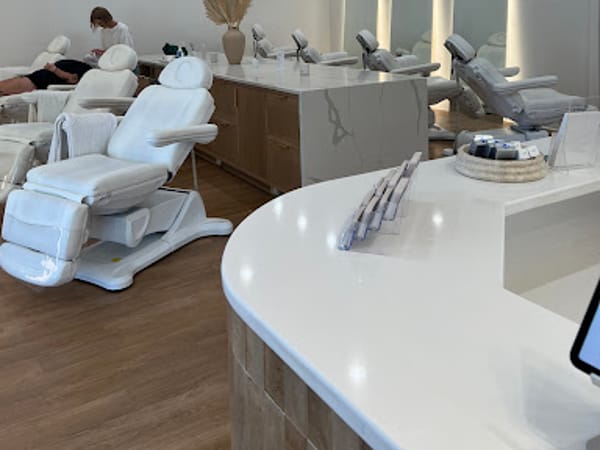 Lumi Skin Bar + Aesthetics