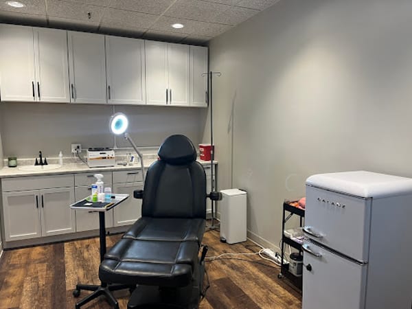 Treat Yourself Aesthetic Studio