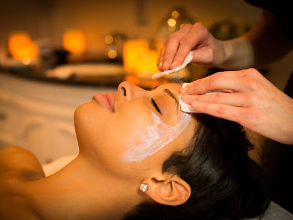Le Visage Spa in Boston at Sola Salons