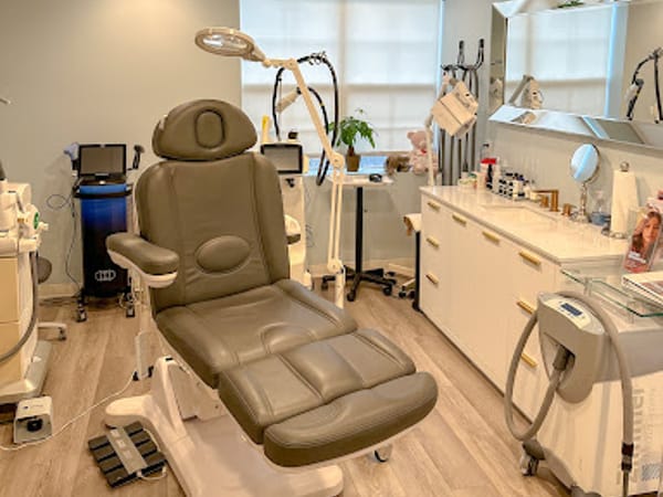 Naturallyou Med Spa by Terry Conrad, APRN