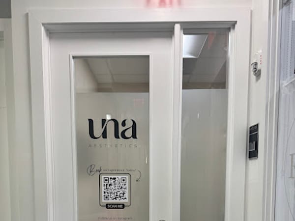 Una Aesthetics