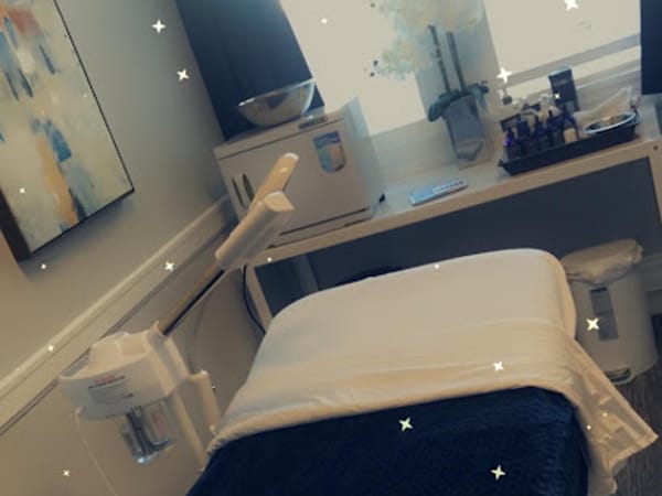 Alluring Looks Spa and Beauty Bar