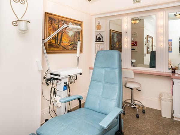 Aesthetic Arts Institute of Plastic Surgery