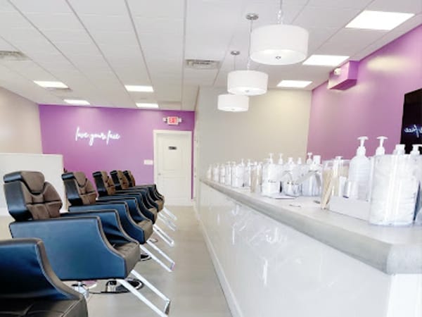 Fizz Facial Bar Fayetteville