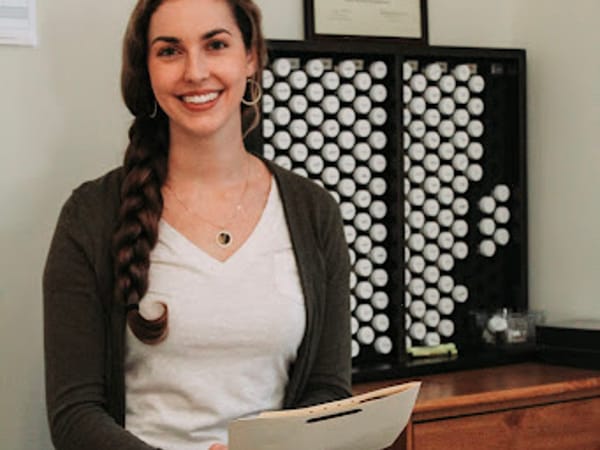 Holistic Bee Nutrition & Wellness