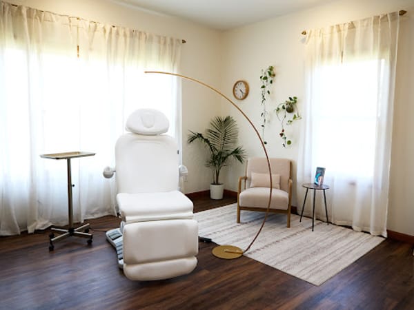 Eterna Beauty & Wellness