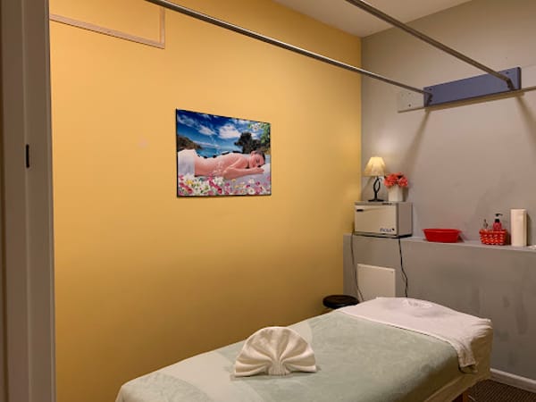 Healing Hands Massage & Foot SPA