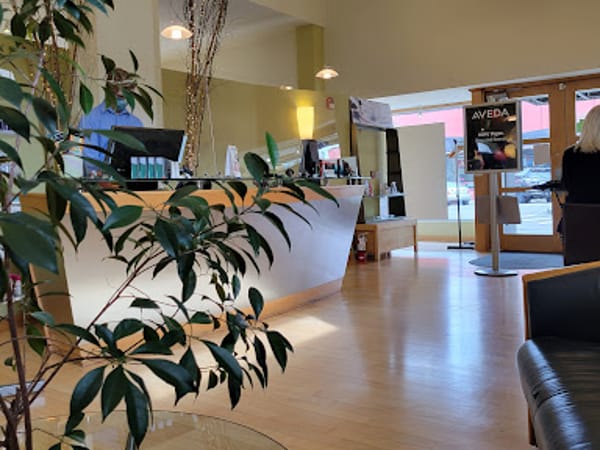 Studio Donna AVEDA Lifestyle Salon Spa