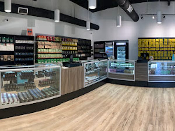 Wellgreens Vista Cannabis Weed Dispensary