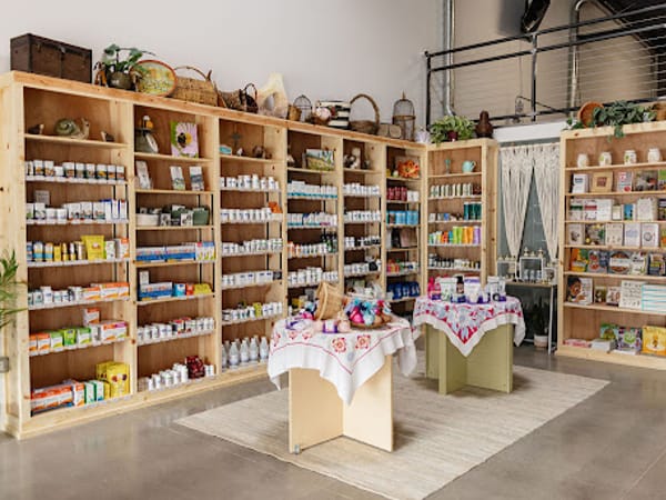 Bee Hippie Holistic & Botanical