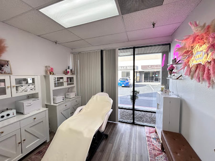 BBL ESTHETICS WAX CENTER